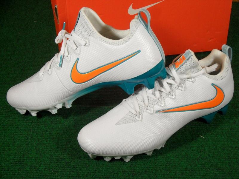 Looking for Top Lacrosse Gear This Year. Check Out These Nike Vapor Options