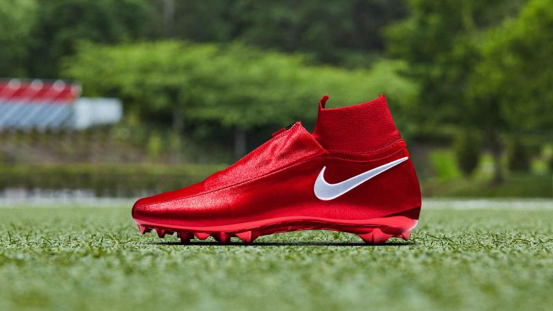 Looking for Top Lacrosse Gear This Year. Check Out These Nike Vapor Options