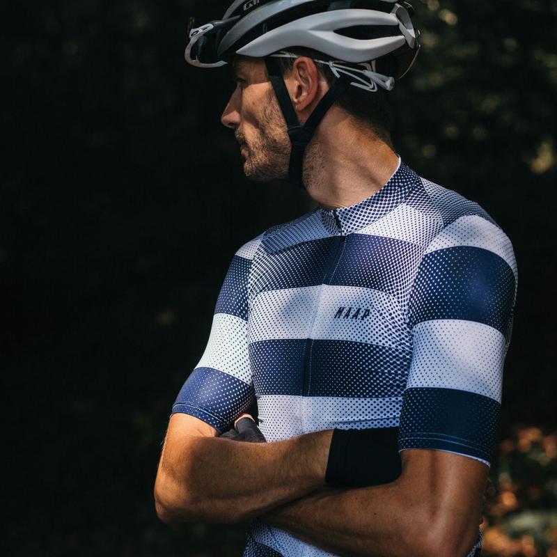 Looking for Top Quality Cycling Apparel This Year: Discover the 15 Best Features of Louis Garneau Cycling Jerseys