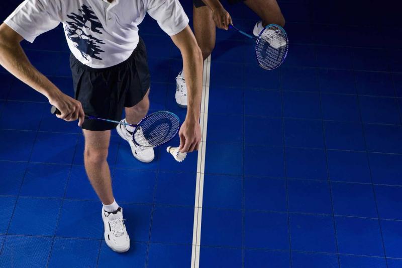 Looking for Top White Volleyball Shoes This Year. Learn the Best Pairs in 2023