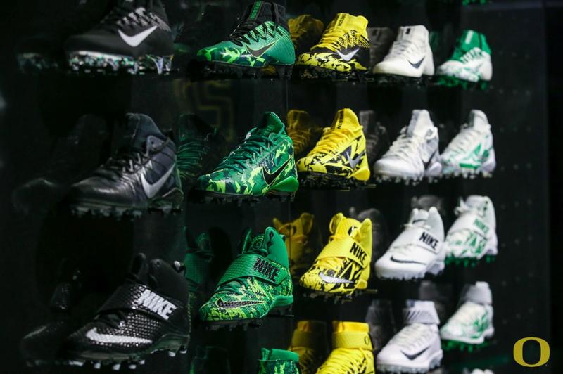 Looking for Top Womens Metal Cleats: Are High Top Softball Cleats Worth The Extra Money