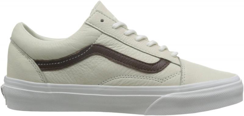 Looking for Trendy Zipper Sneakers This Year: Why Vans Old Skool Zips Are a Must-Have