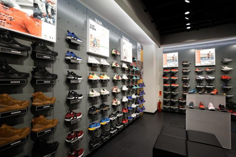 looking for under armour outlet near you. check out these 15 surprising locations