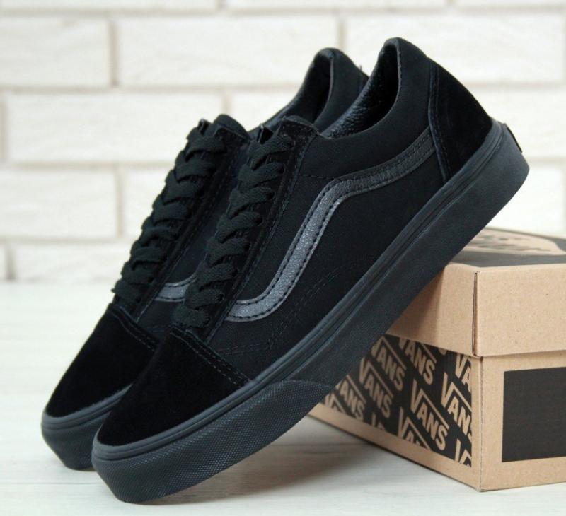 Looking For Vans Old Skool This Year. Here’s Where To Find Them