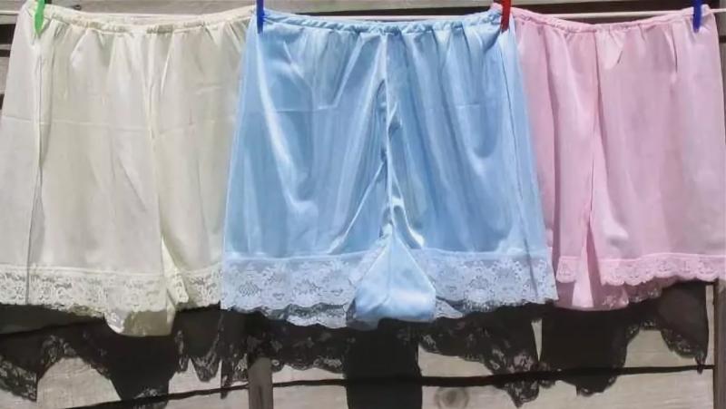 Looking for Vintage Style. Try Adidas Knickers