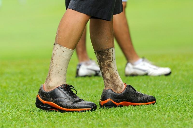 Looking for Waterproof Golf Shoes to Keep Feet Dry. Find Out Here
