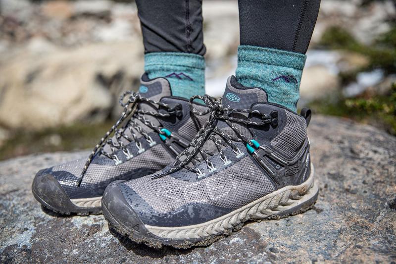 Looking for Waterproof Hiking Shoes. Discover The Best Keen Dry Options