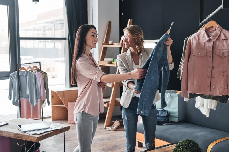 Looking for What to Wear on Your Boat This Year. 14 Clothing Items You Need