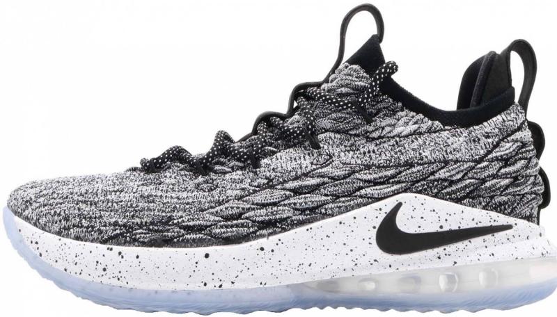 Looking for White Basketball Shoes. The 15 Best Models for 2022