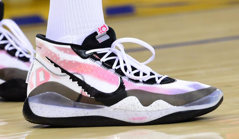 Looking for White Nike Basketball Shoes This Year. Check Out These Top Picks