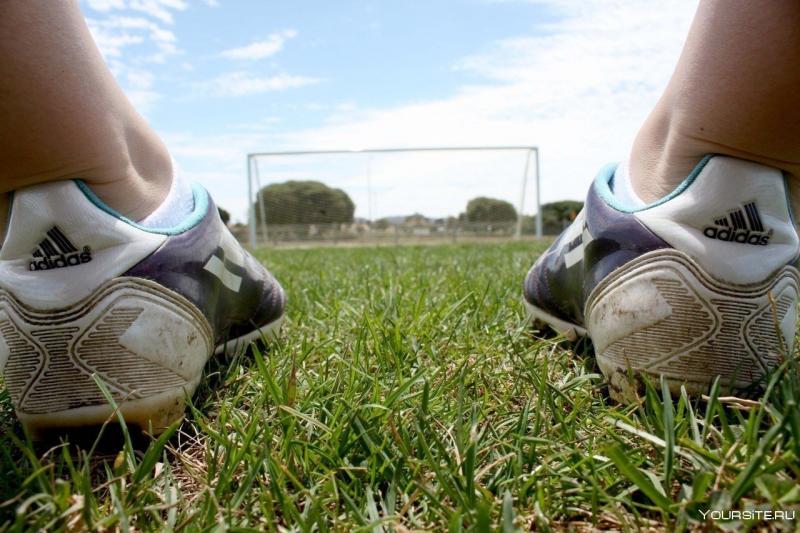 Looking for White Soccer Cleats This Year: 15 Must-Have Options for Striking Style on the Field