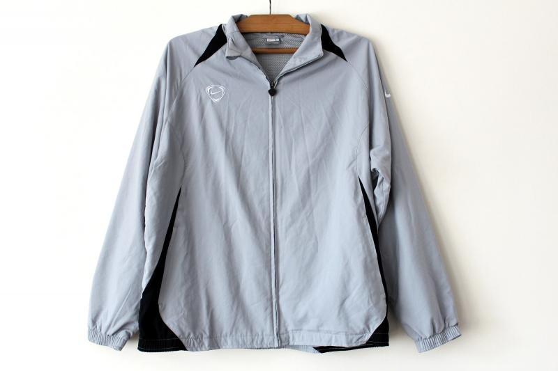 Looking for Windbreaker Jackets This Year. Find The Best Windbreaker Near Me