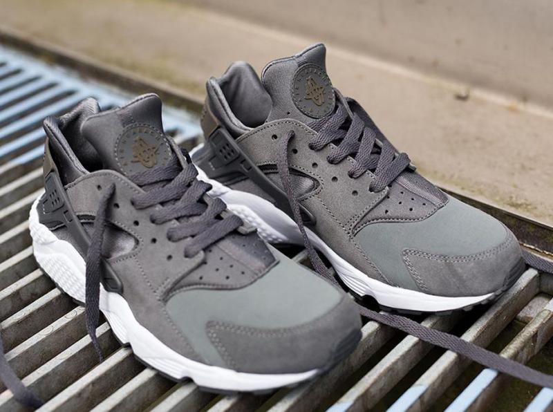 Looking for Wolf Grey Sneakers This Year. Check Out These Cool Grey Nike Huaraches