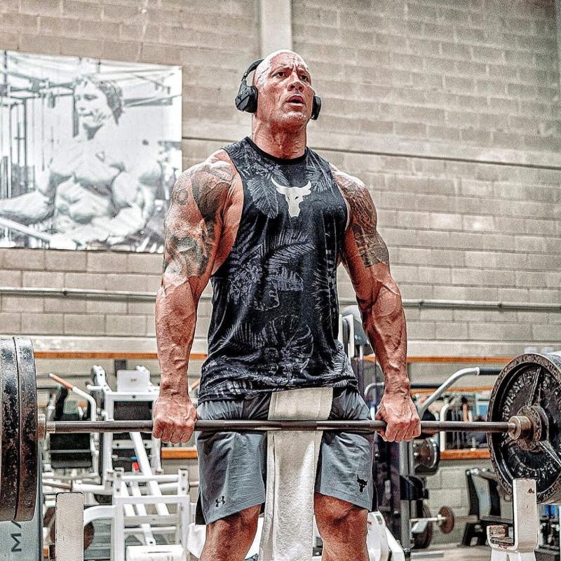 Looking Good in the Gym: 15 ways The Rock