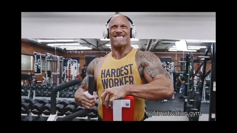 Looking Good in the Gym: 15 ways The Rock