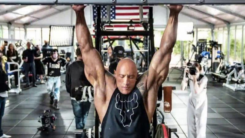 Looking Good in the Gym: 15 ways The Rock