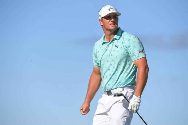 Looking Good On The Greens in 2023: 15 Essential Golf Shirts For Men This Season