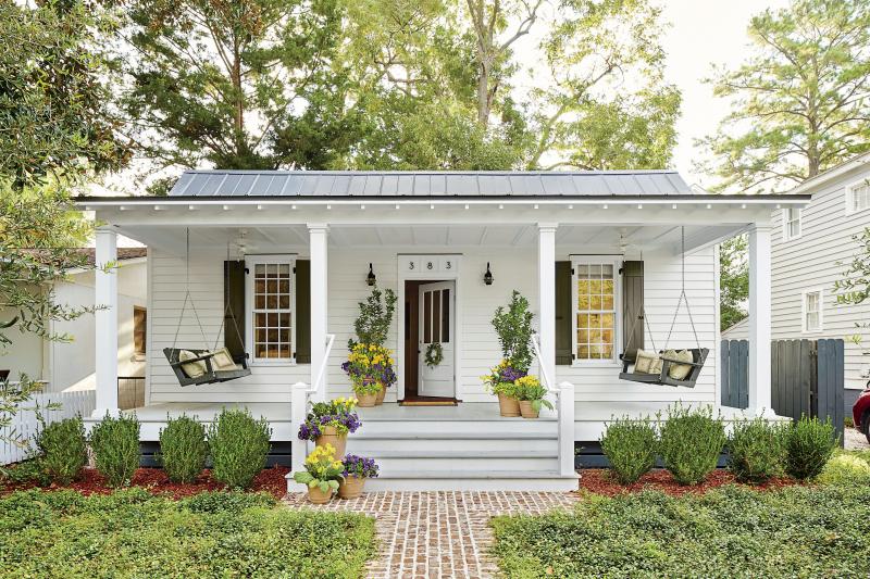 Looking to Add a Lattice Wall to Your Home This Summer. Here Are 15 Gorgeous Ideas