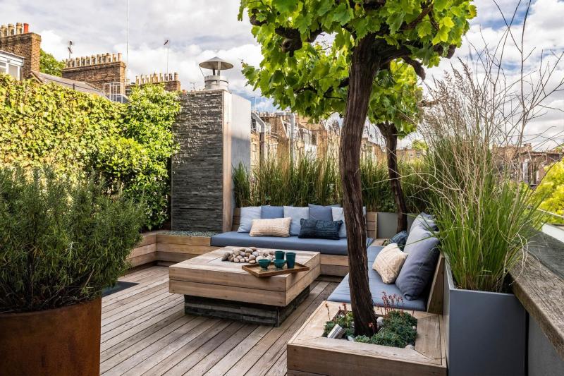 Looking to Add a Lattice Wall to Your Home This Summer. Here Are 15 Gorgeous Ideas