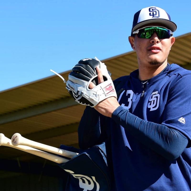 Looking to Amp Up Your Baseball Game This Season. Learn About Full Wrap Batting Gloves: Discover the Blacksmith Difference and Dominate the Diamond