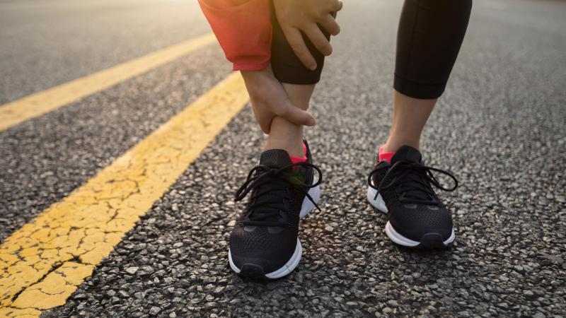 Looking to Avoid Shin Splints & Find the Best Trail Running Shoe For Your Feet. : Discover How The Award Winning Hoka One One M Bondi 7 Can Transform Your Runs