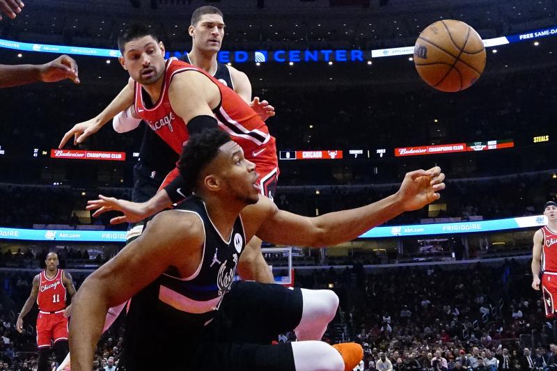 Looking to Ball in the Zoom Freak 2: Why This Shoe Dominates the Court