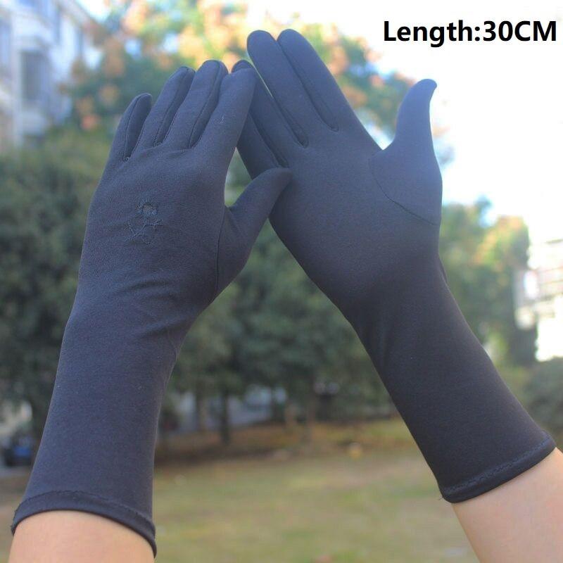 Looking to Block the Sun Without Sweaty Palms. : Discover the Cool Comfort of Palmless Sun Gloves