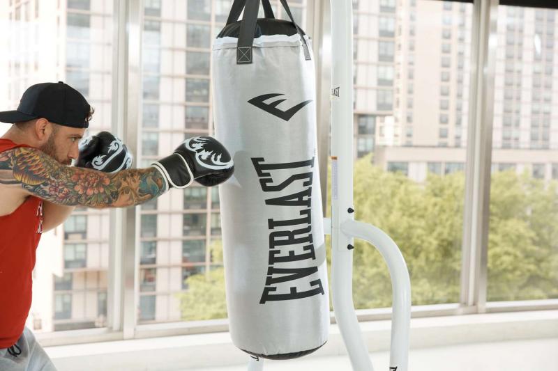 Looking to Buy a 100 lb Punching Bag. 15 Must-Know Tips Before You Decide