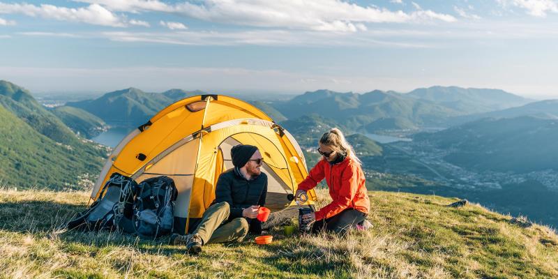 Looking to Buy a 4 Person Tent. Find the Best Deals Here