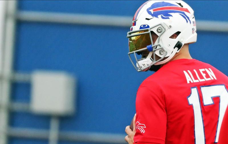 Looking to Buy a Lacrosse Visor in the USA This Year. Discover the 15 Best Visors for Any Position