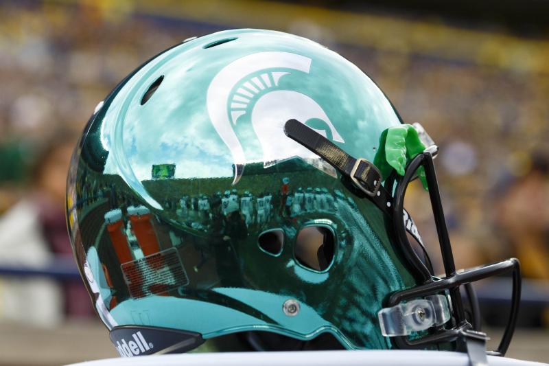 Looking to Buy a New Helmet for Football in 2023. Discover the Xenith Difference Today