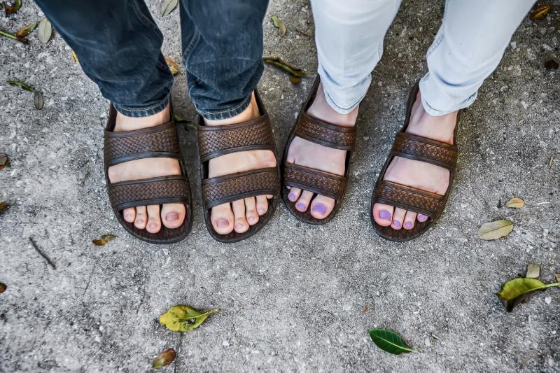 Looking to Buy Cheap Slides for Women This Summer. Here are 15 Tips to Find Great Deals on Slide Sandals