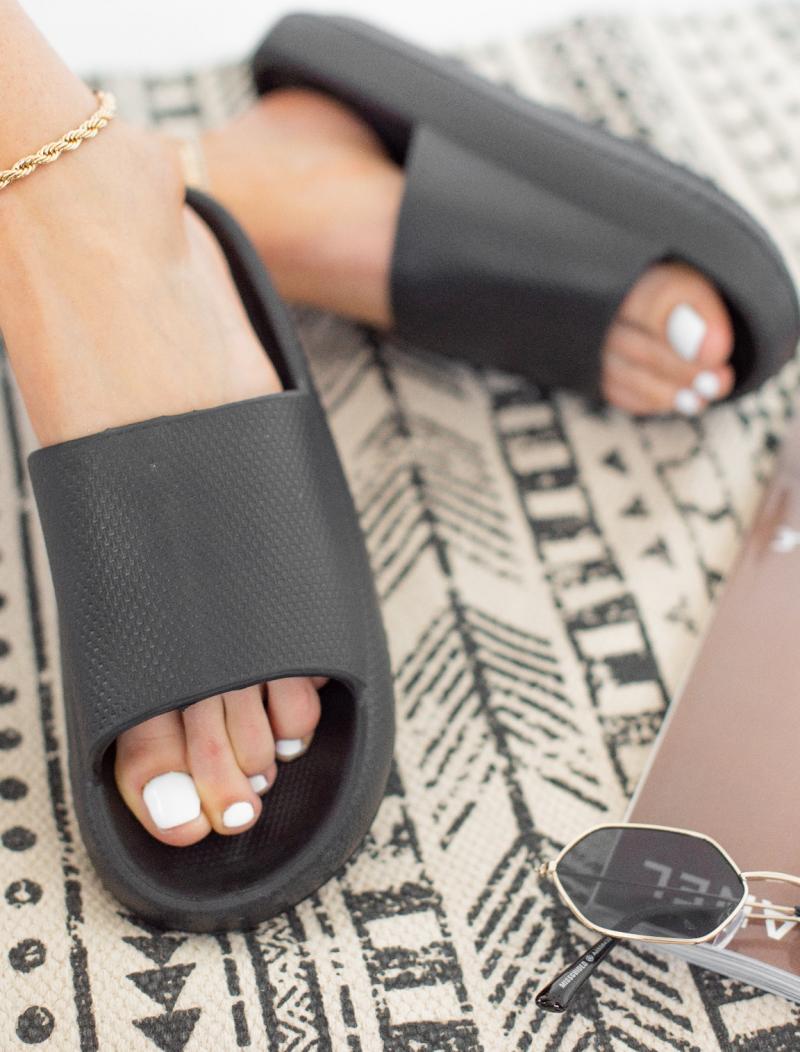 Looking to Buy Cheap Slides for Women This Summer. Here are 15 Tips to Find Great Deals on Slide Sandals