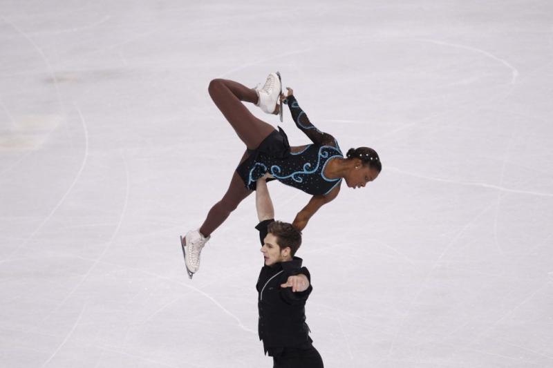 Looking to Buy Figure Skates. 15 Key Points on Where and How to Get the Best Pair