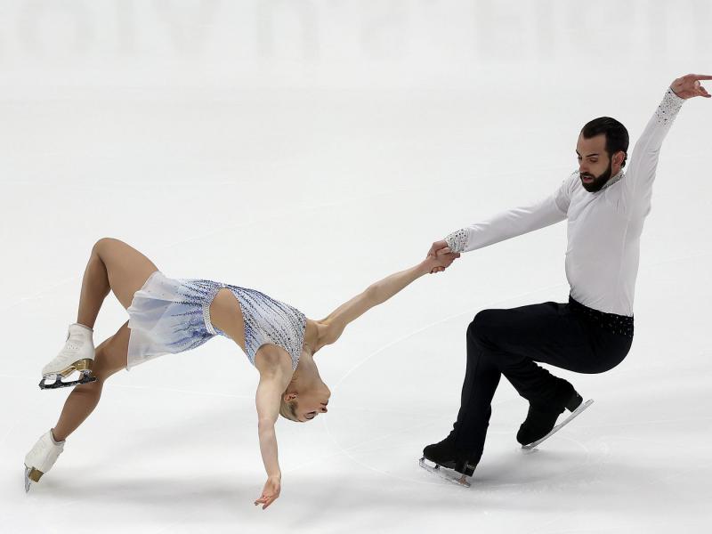 Looking to Buy Figure Skates. 15 Key Points on Where and How to Get the Best Pair