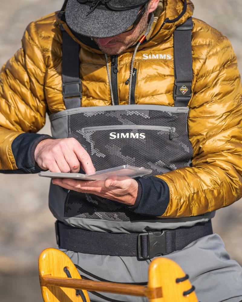 Looking to Buy Mens Waders This Year. Find the Best Deals With This Guide