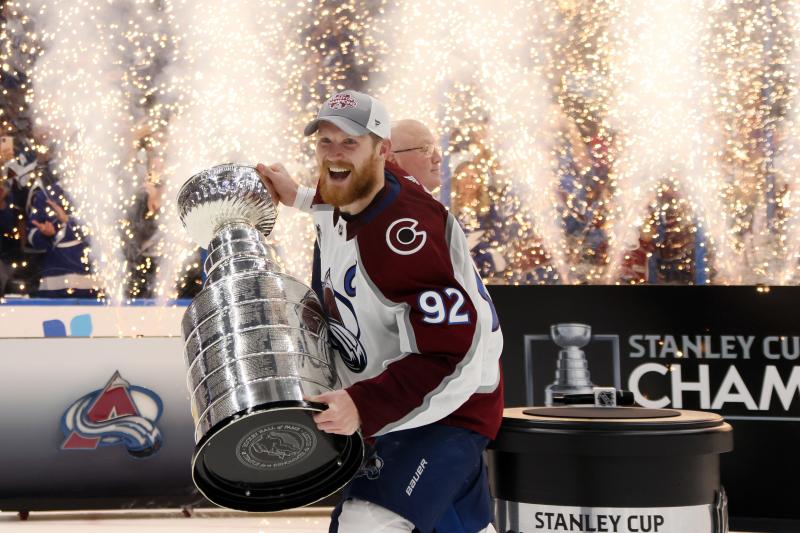 Looking to Buy Stanley Cups Merch: The 15 Best Places Online to Get Your Cup-Lifted Gear