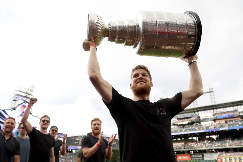 Looking to Buy Stanley Cups Merch: The 15 Best Places Online to Get Your Cup-Lifted Gear
