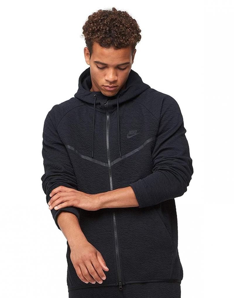 Looking to Buy The Best Black Nike Hoodie Online This Year. Try These 8 Tips