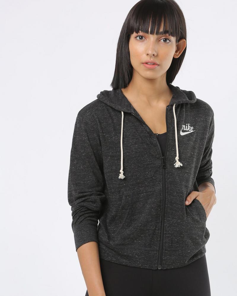 Looking to Buy The Best Black Nike Hoodie Online This Year. Try These 8 Tips