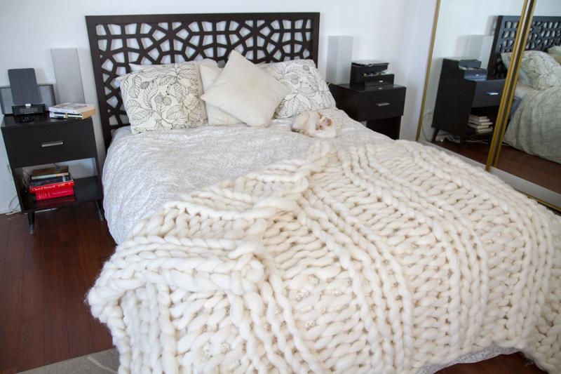 Looking to Buy The Best Blankets This Year. Check Out Our Top 15 Northeast Outfitters Blanket Picks