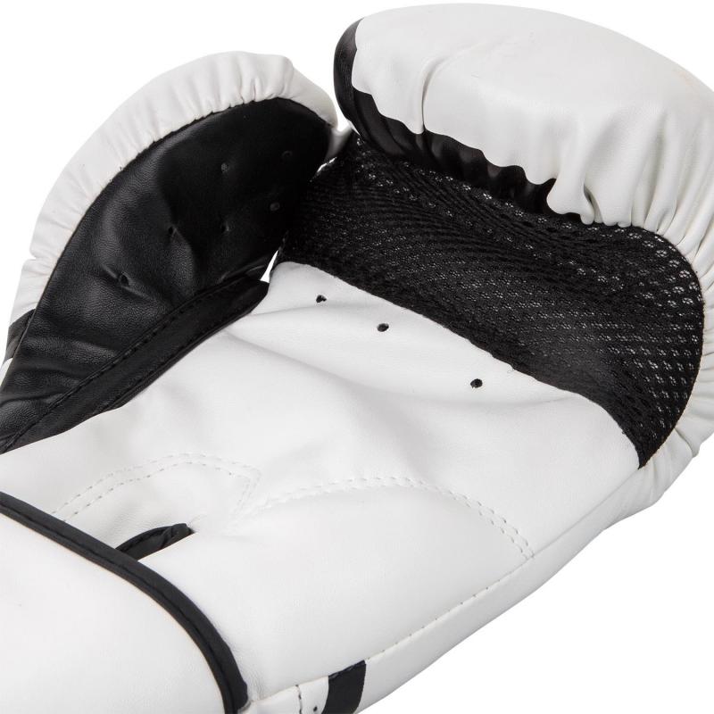 Looking to Buy The Best Boxing Gloves: Venum Challenger 3.0 Gloves Review