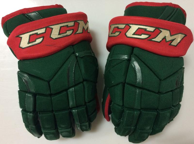 Looking to Buy The Best CCM Hockey Gloves. Find Out Which Model is Right For You