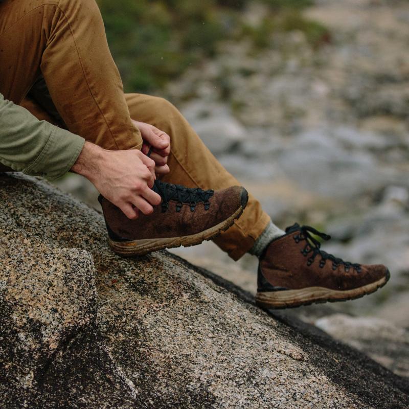 Looking to Buy the Best Danner Hunting Boots This Year. Find Out the Top 15 Things to Consider