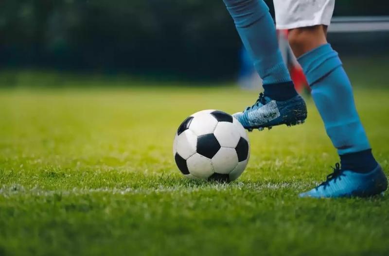 Looking to Buy The Best Football For Your Kid This Season. Discover The Top Junior Footballs of 2023 Here