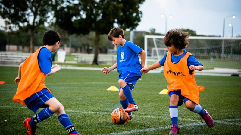 Looking to Buy The Best Football For Your Kid This Season. Discover The Top Junior Footballs of 2023 Here