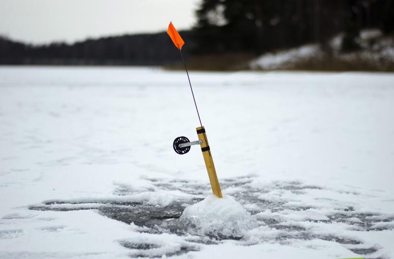Looking to Buy The Best Ice Fishing Gear This Winter. Find The Top 13 Ice Rods Here