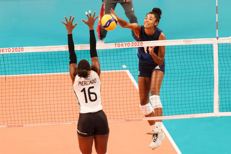 Looking to Buy The Best Indoor Volleyballs. Discover The Top Official Choices Here