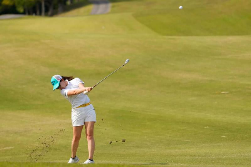 Looking to Buy the Best Junior Golf Clubs: Discover the Top Cobra Sets for Your Budding Golfer