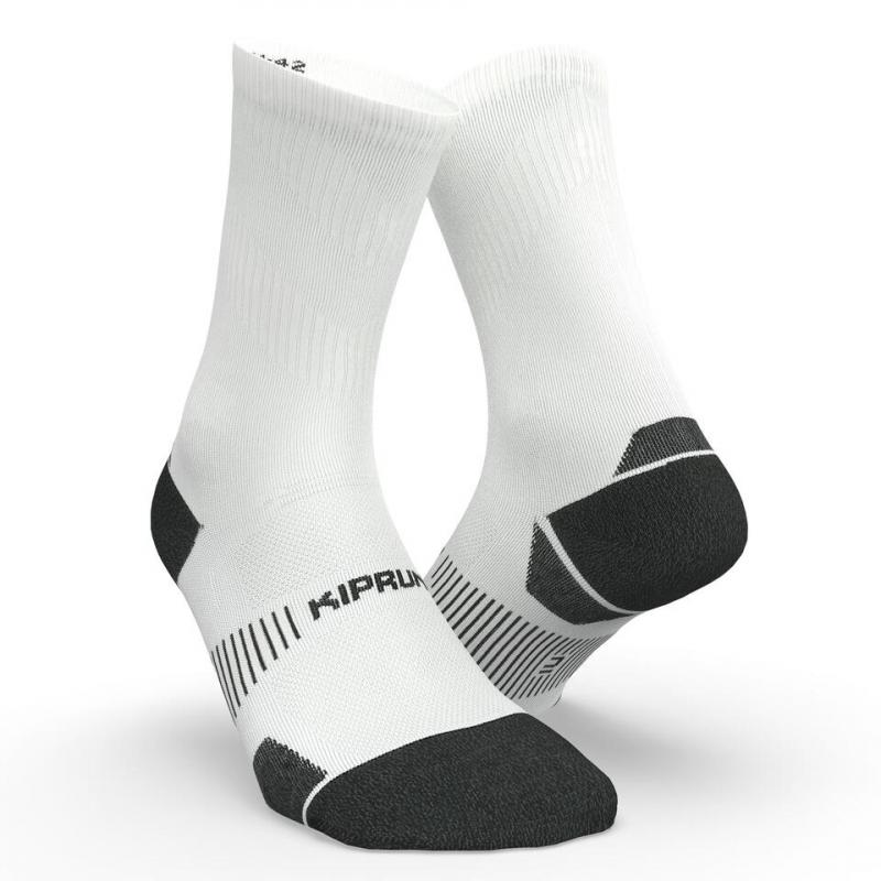 Looking to Buy the Best Lacrosse Socks. Find Out Why White Lacrosse Socks Are a Must-Have